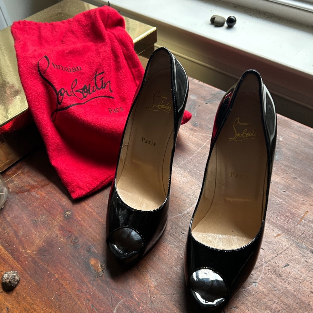 Christian Louboutin 5: Prive Heels - Picture 1 of 5